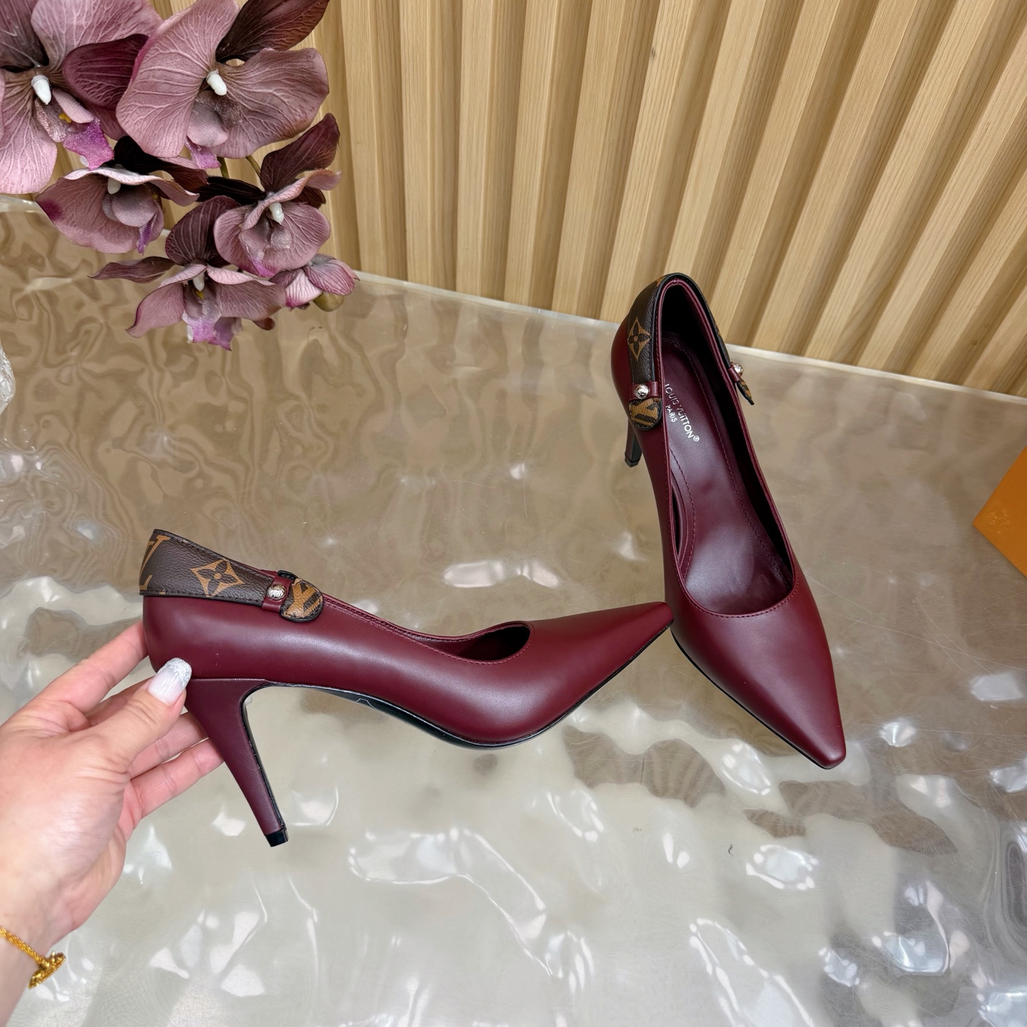 Women's high heels